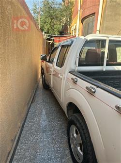 نيسان نافارا